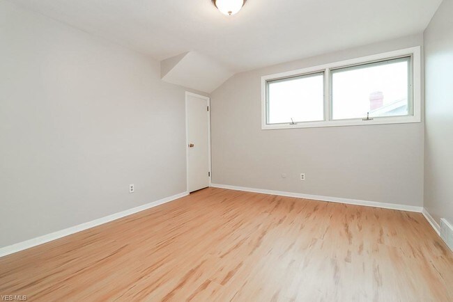 Building Photo - 11425 Tonsing Dr