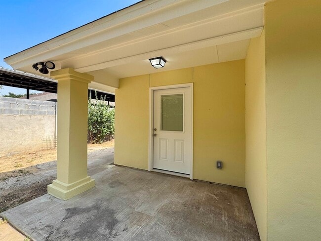 Building Photo - 304 Anthony Ln