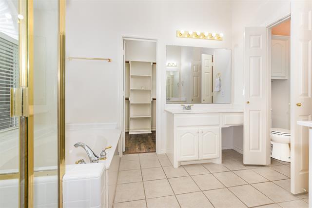 Building Photo - 9702 Kings Link Cir