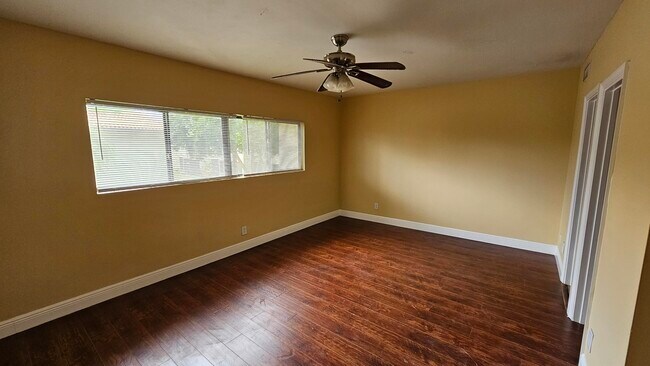 Building Photo - 4621 NW 88th Ave