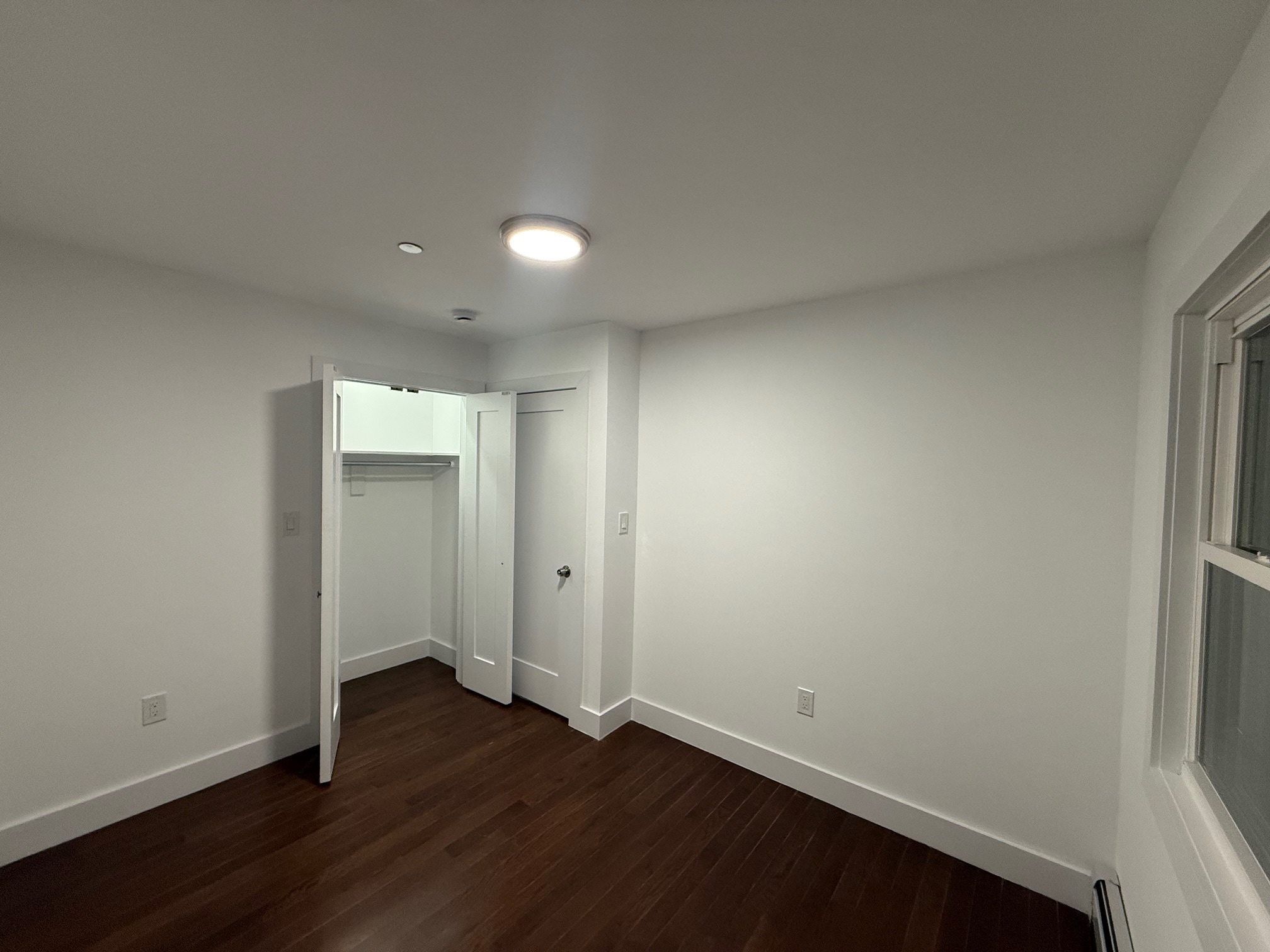 Building Photo - 5-31 B 72 St