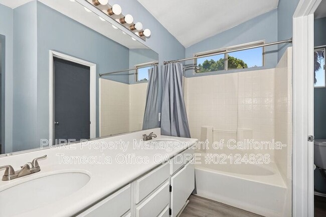 Building Photo - 32025 Calle Ballentine