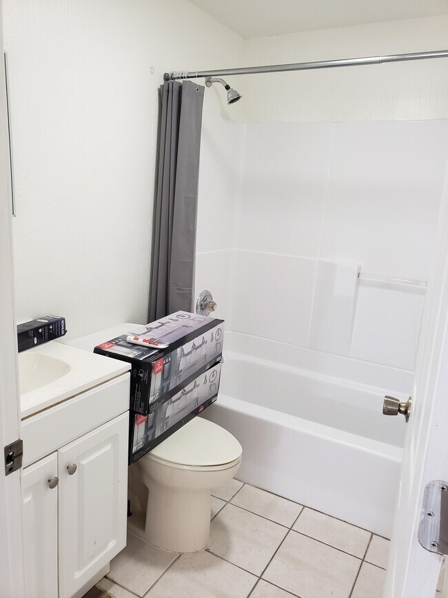 Building Photo - PC 2.0 Duplex