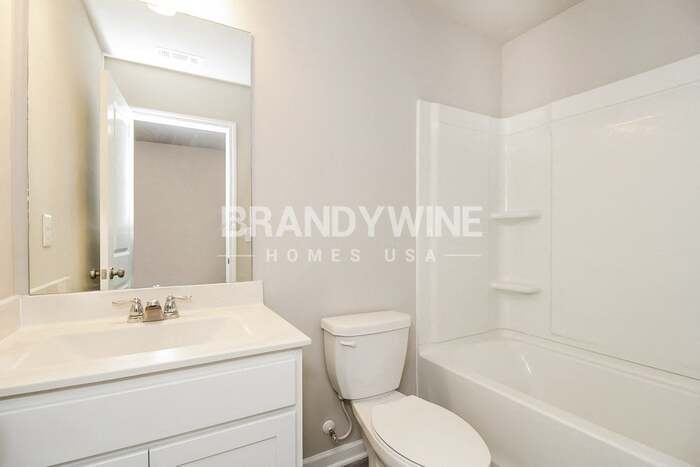 Building Photo - 211 Crestview Wy