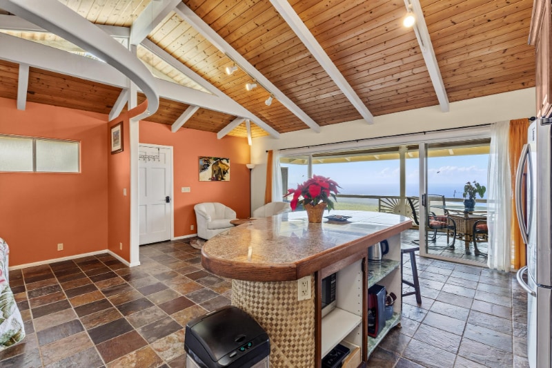 Building Photo - 82-5909-5909 Coffee Royal Pl