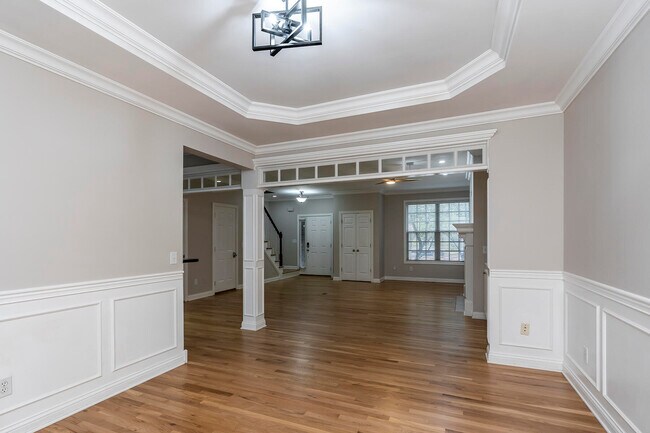 Building Photo - 3277 Beaumont Centre Cir