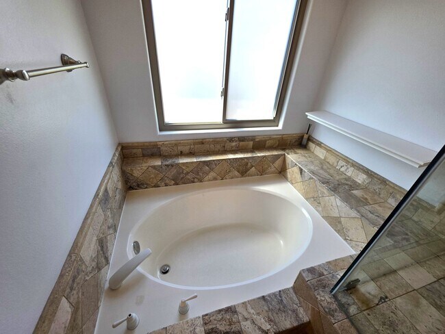 Building Photo - Gorgeous Santee Home, no expense spared!