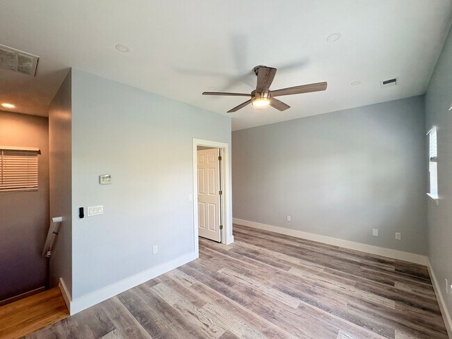 Building Photo - 50 Cassandra Ln