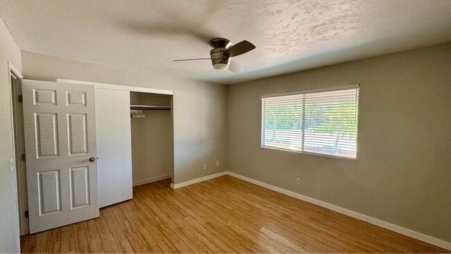 Building Photo - 3339 W Cambridge Ave