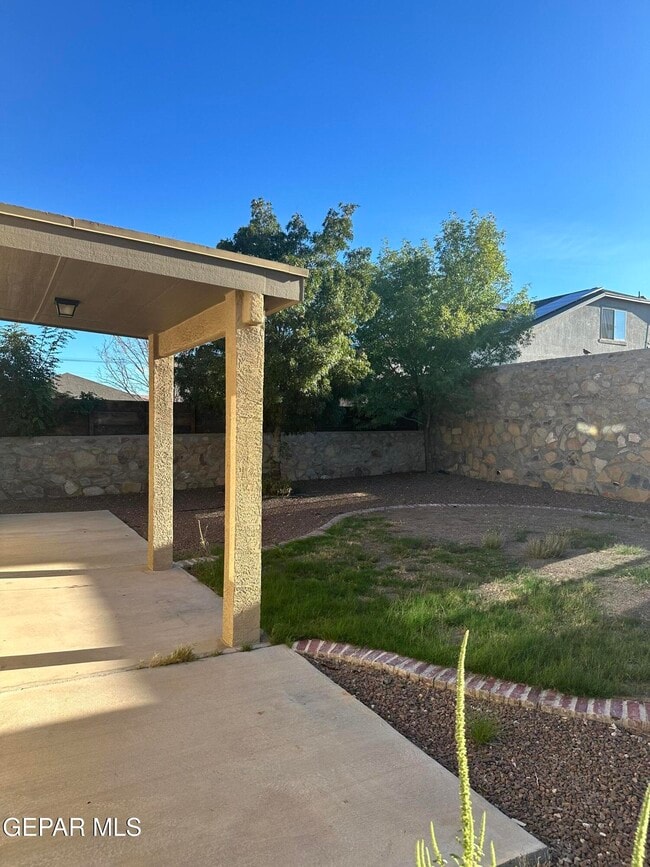Building Photo - 7668 Mundy Creek Dr