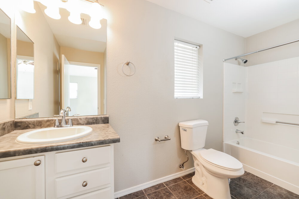 Building Photo - 2716 N Saramano Ln