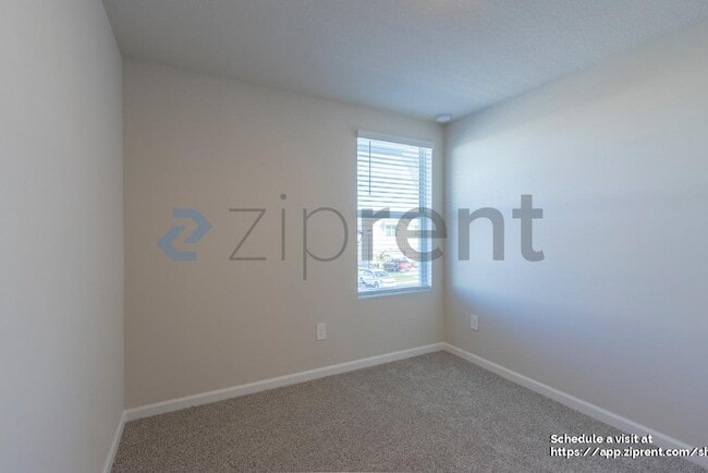 Building Photo - 458 Salisbury Cir