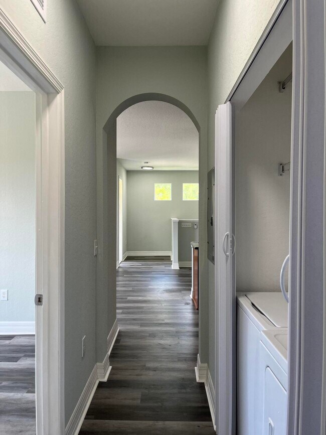 Building Photo - 58 SE Palermo