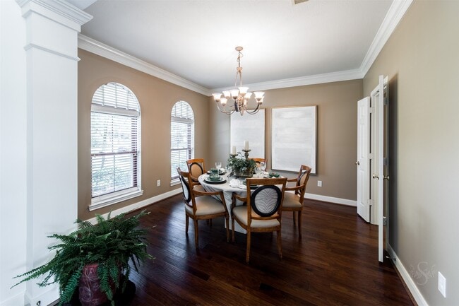 Building Photo - 22823 Roberts Run Ln