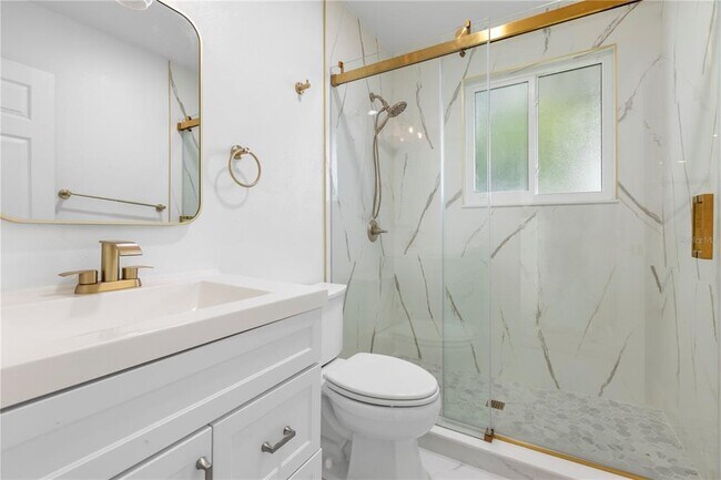 Building Photo - 14060 Miramar Ave