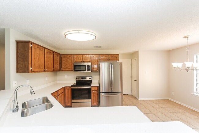 Building Photo - 5417 Riverdale Rd