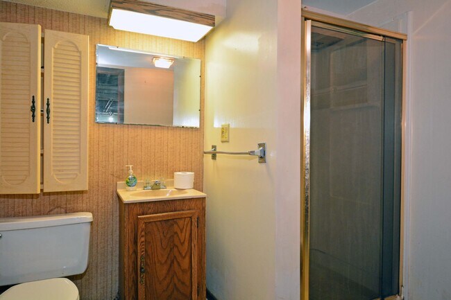 Building Photo - 3024-3024 S 39th Ave