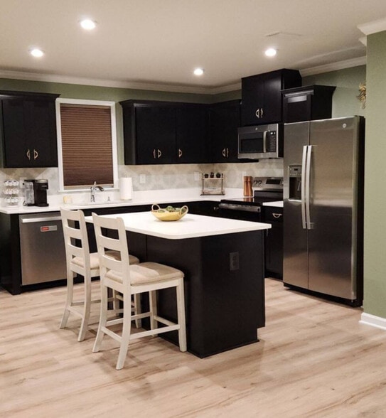 Building Photo - 1606 Raven Way