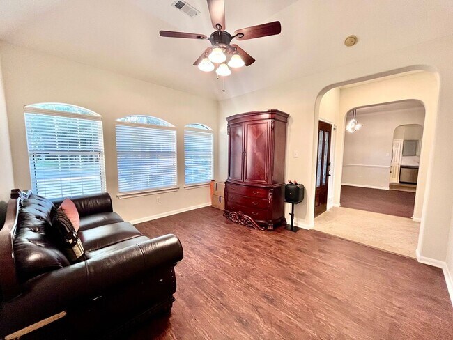 Building Photo - 17214 Horsetooth Canyon Dr