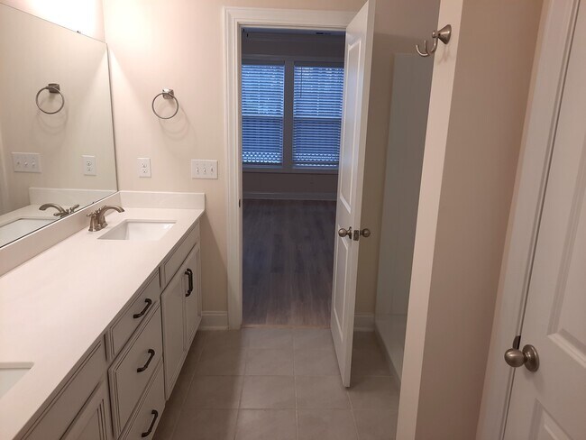 Building Photo - 1826 Zodiac Ct