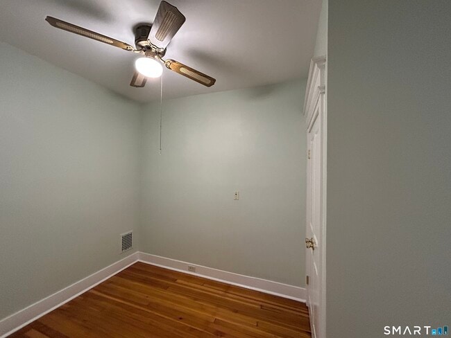 Building Photo - 37 Pardee Pl