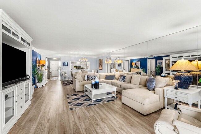 Building Photo - 100 S Beach Rd