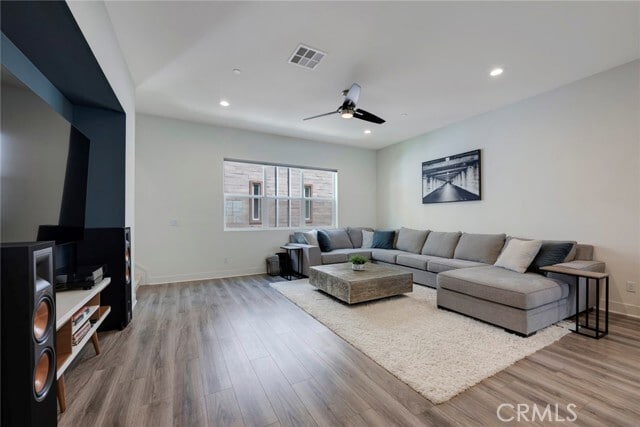 Building Photo - 987 E Mason Ln