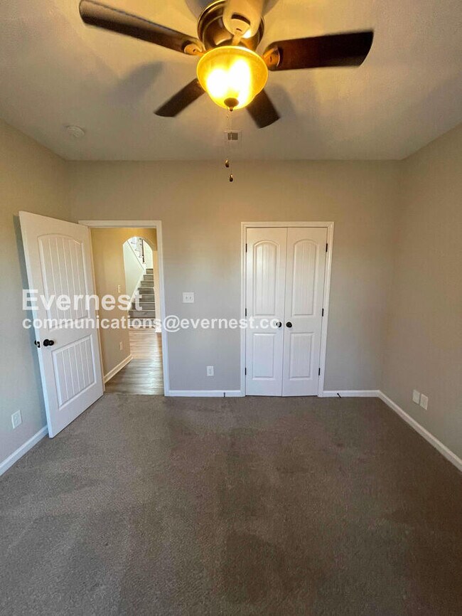 Building Photo - 3393 Wiser Dr