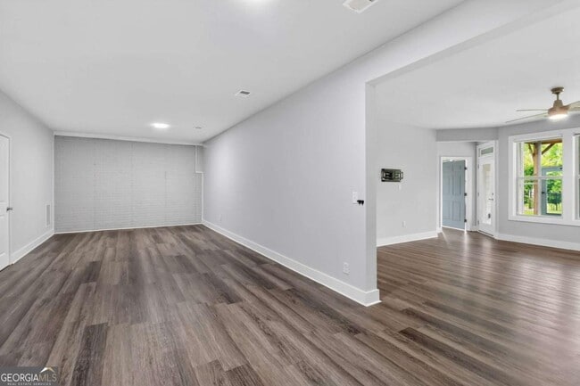 Building Photo - 408 Cottonwood Cir