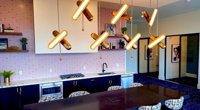 Building Photo - 357 E 500 S