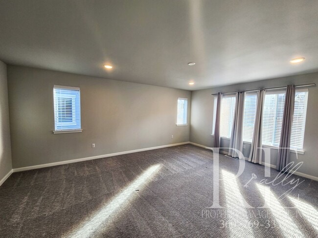 Building Photo - Elegant McCormick Woods Home with Spacious Layout & Modern Touches