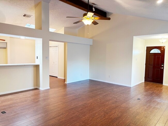 Building Photo - 16806 Ashmoor Way