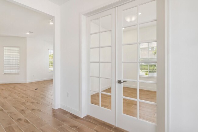 Building Photo - Beautiful Brand New 3/2.5 Home for Rent with Flex Space in Lake Nona's Laureate Park Neighborhood