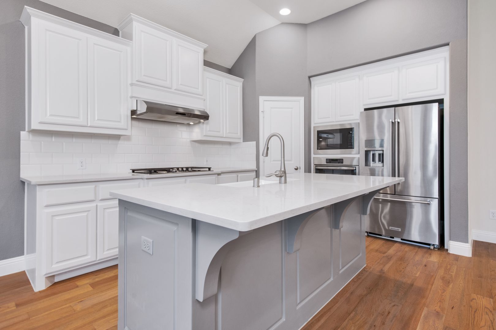 Building Photo - 1117 9th St