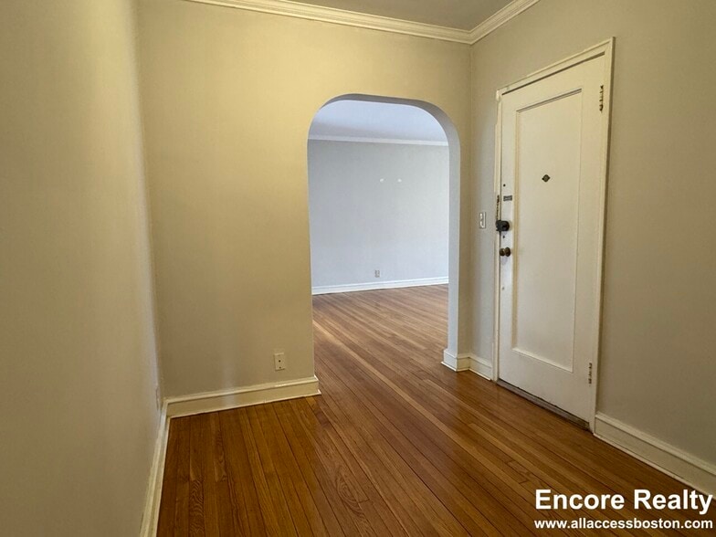 Building Photo - 111 Longwood Ave