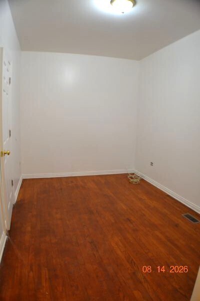 Building Photo - 8426 S Brandon Ave