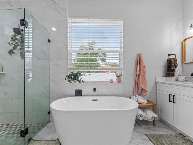 Building Photo - 3103 W Leroy St