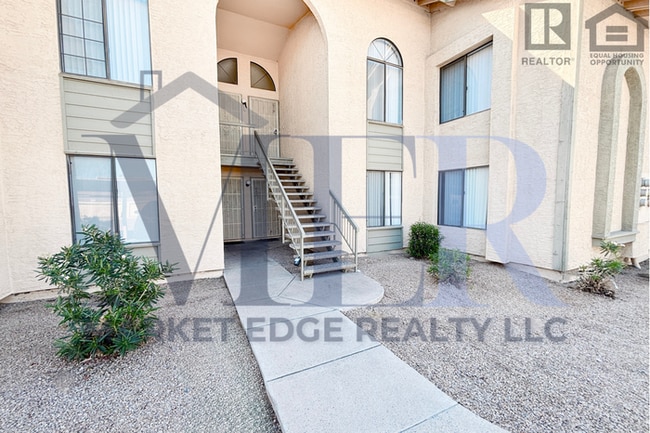 Building Photo - 2Bed/1Bath Condo at Peoria/53rd Ave! Ready for Immediate Move-In!