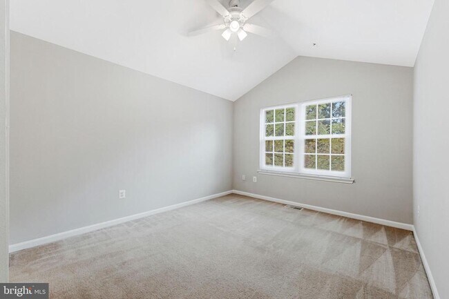 Building Photo - 12747 Fair Briar Ln