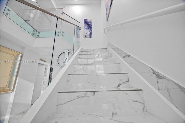 Building Photo - 3000 NE 188th St