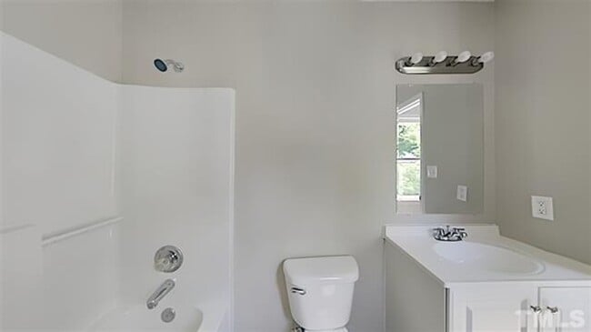 Building Photo - **Cozy Updated Bungalow near Downtown Durh...