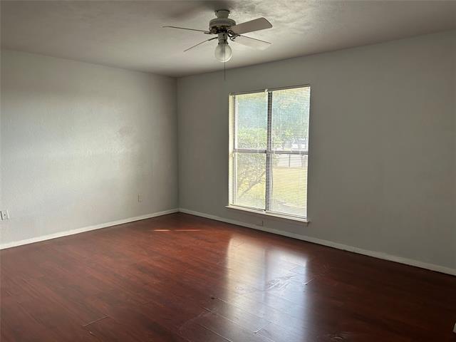 Building Photo - 2525 Crown Cir