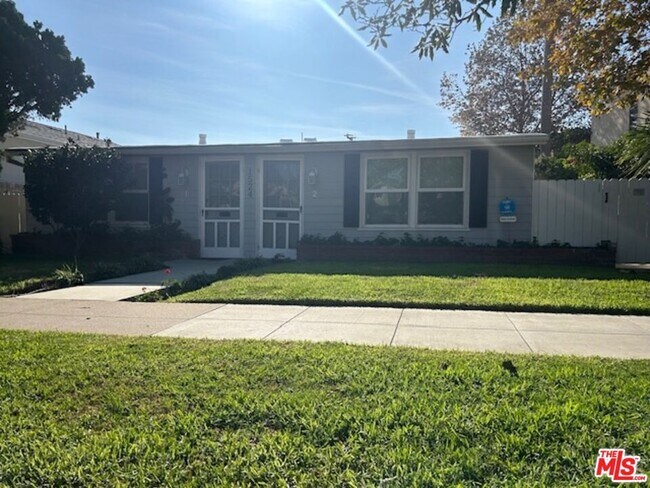 Primary Photo - 1524 15th St