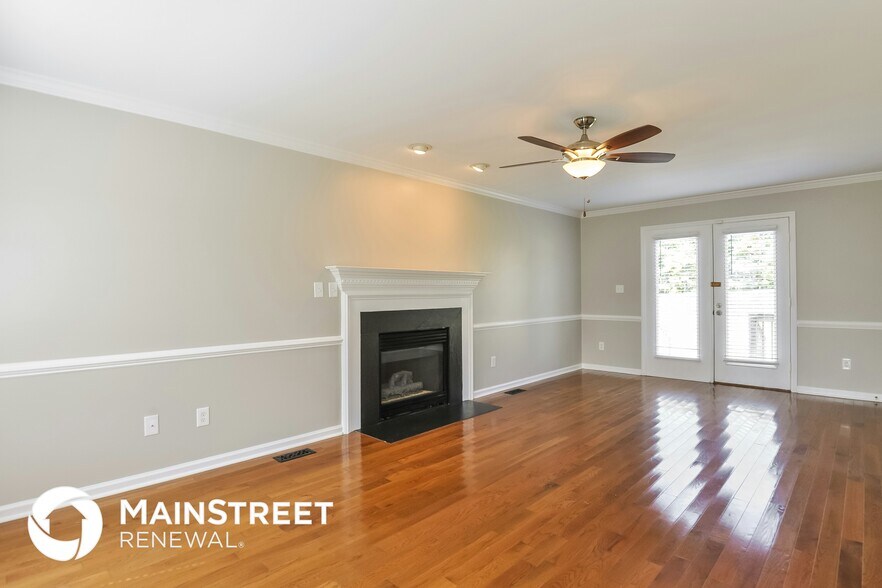 Building Photo - 2008 Stoneglen Ln