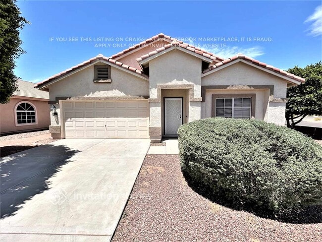 Building Photo - 15722 W Calavar Rd