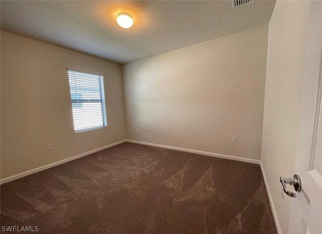 Building Photo - 10861 Firebush Cir