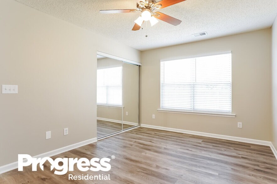 Building Photo - 6004 Silkwater Ct