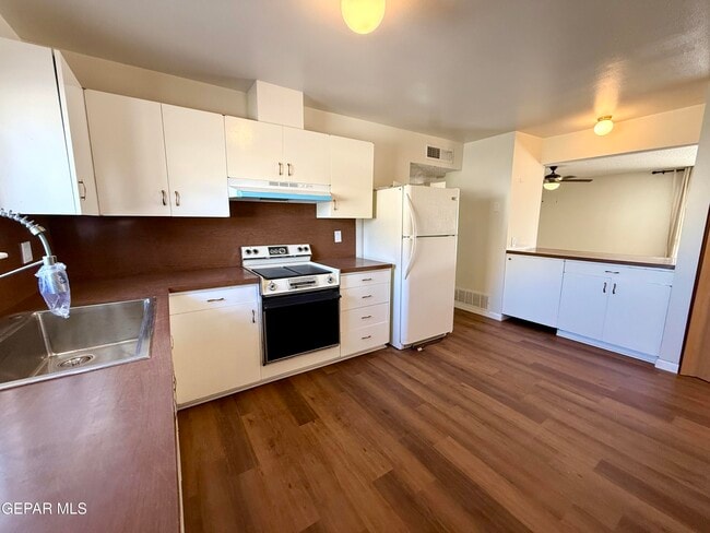 Building Photo - 2616 Pierce Ave