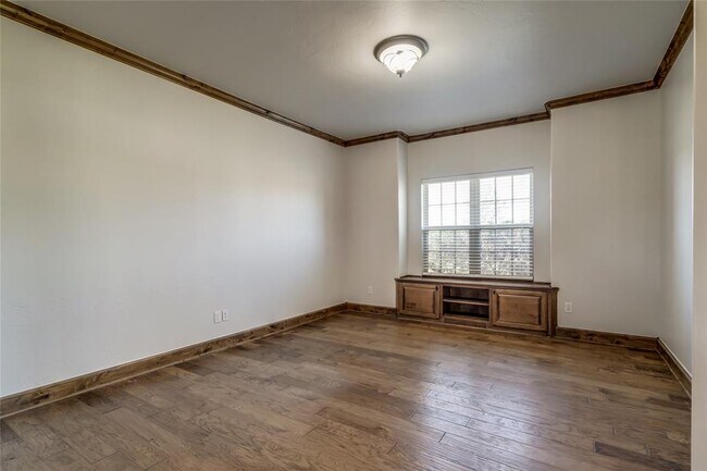Building Photo - 22525 Lindy Terrace