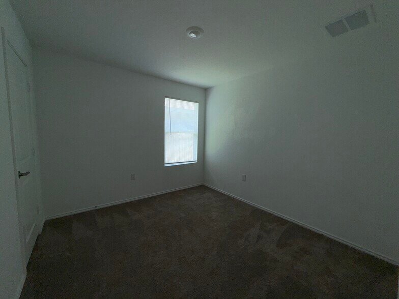 Building Photo - 4442 Grassland Pass
